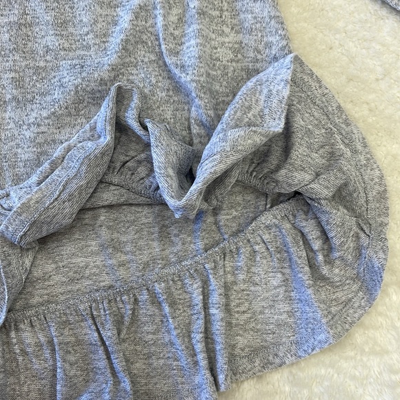 DG2 Diane Gilman Ruffle Hem Top 631-583 - Picture 5 of 8